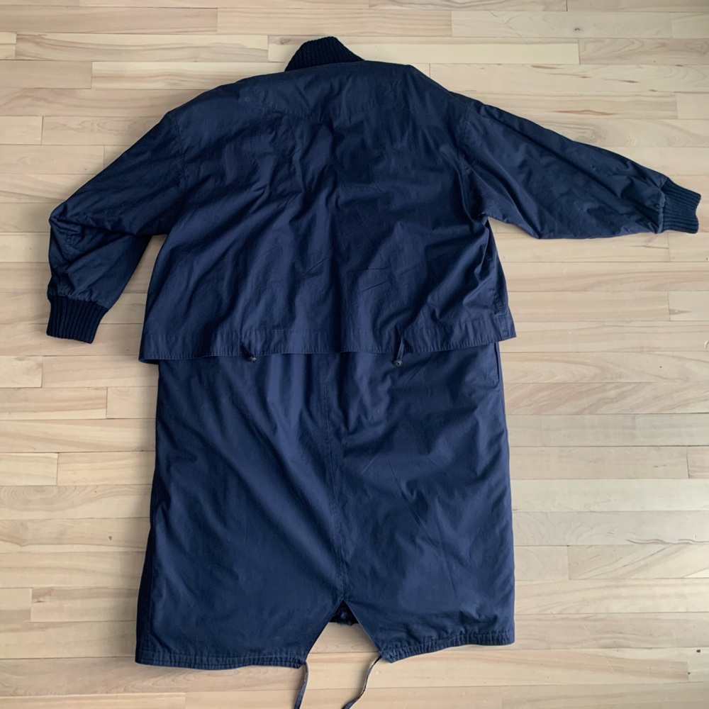 VINTAGE - Fur lining, Navy Blue Trench Coat - Picture 4 of 16